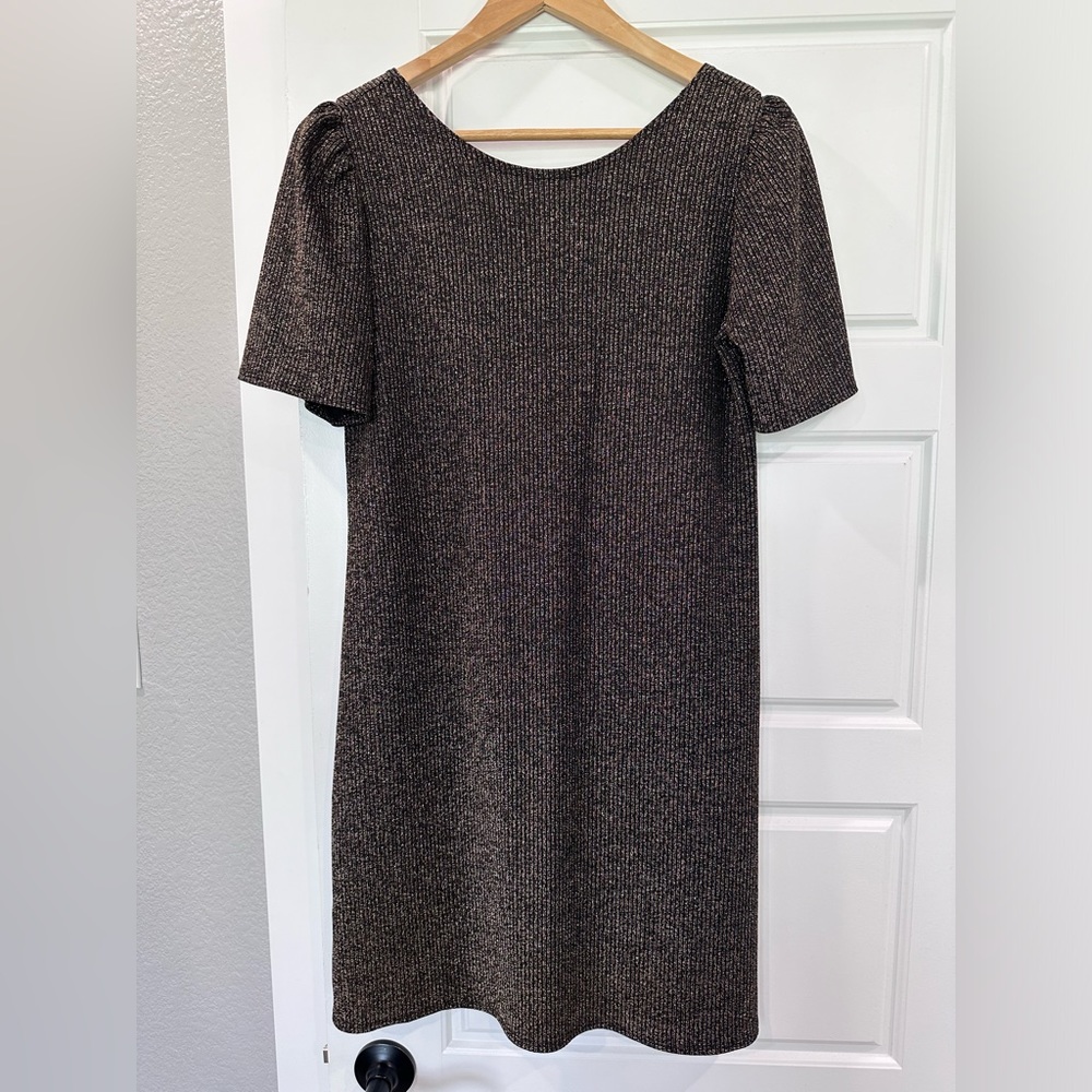 Black and Gold Scoop Shift Dress, NWT, size S